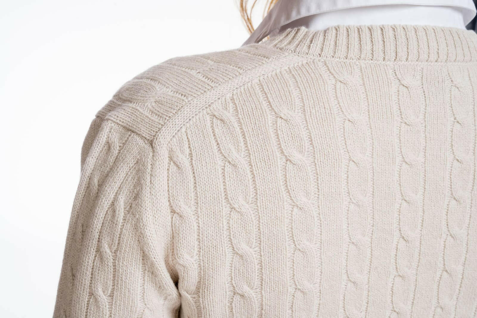 Maglia a trecce grigio perla Teresa
