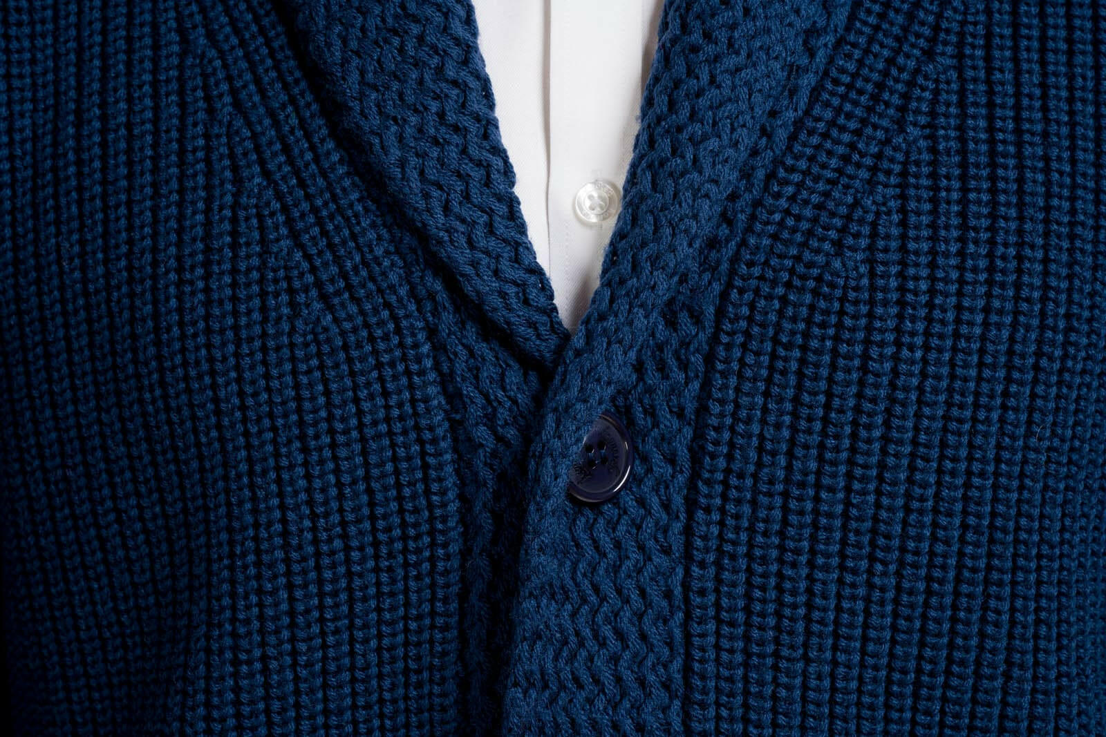 bottoni del cardigan uomo