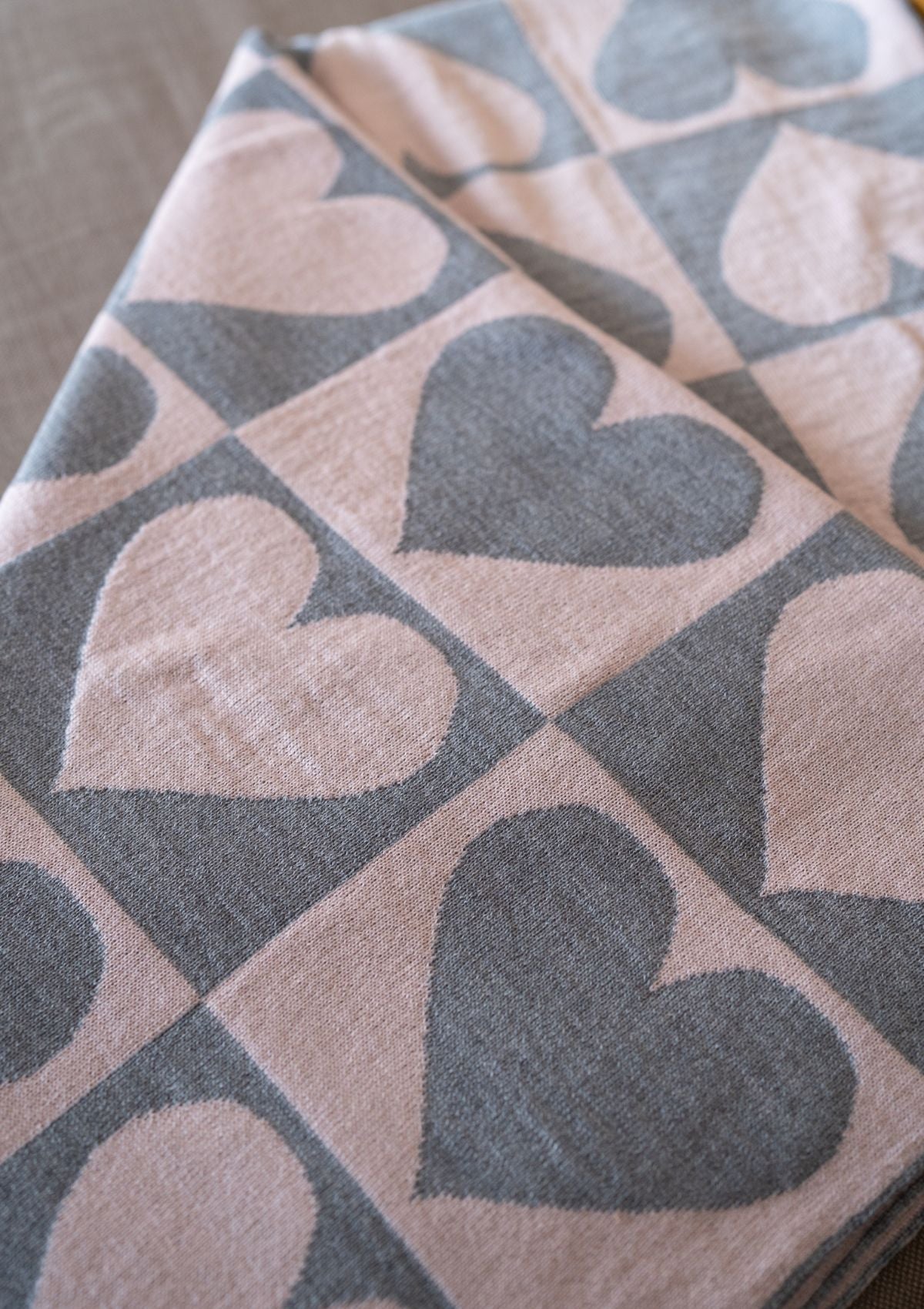 plaid san valentino con cuori grigi e rosa
