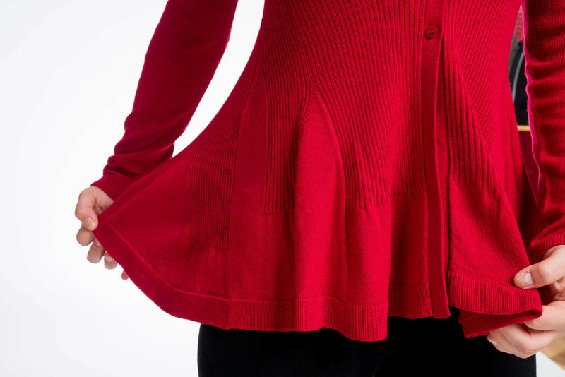 dettaglio cardigan rosso